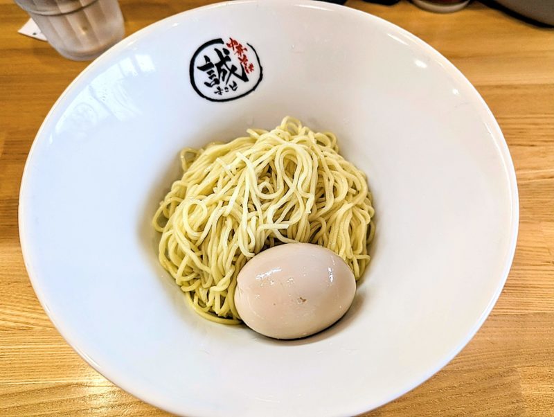 中華そば誠のつけ麺の麺
